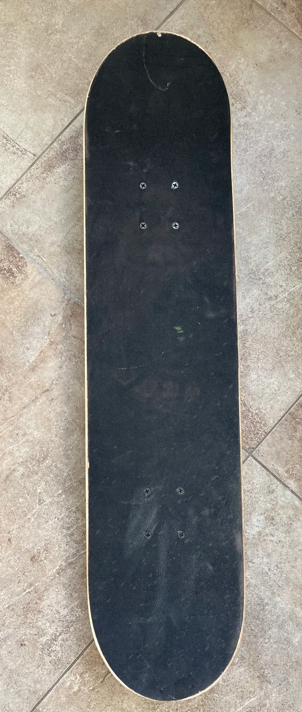 Skateboard (lightly used) image indicator(4)