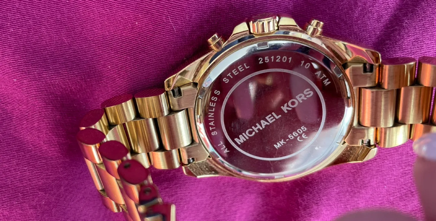 Michael Kors MK-5605 Golden watch (authentic) image indicator(3)