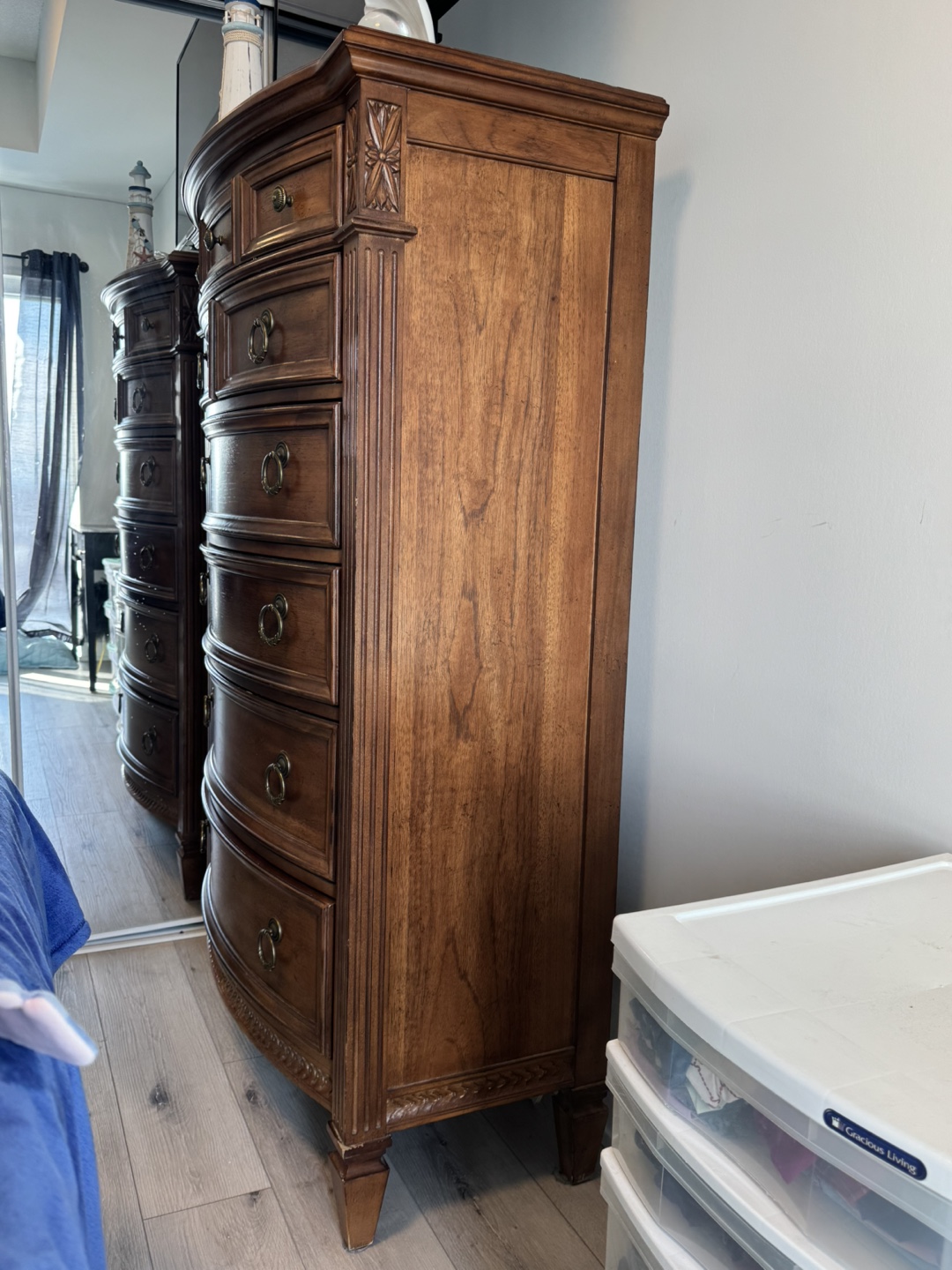Seven -Drawer Wooden Chest of Drawers - photo 2