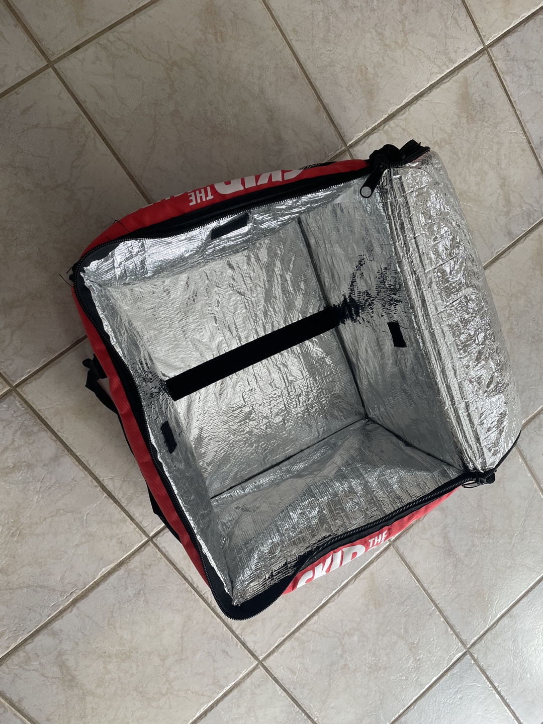 SkipTheDishes Delivery Bags - photo 2