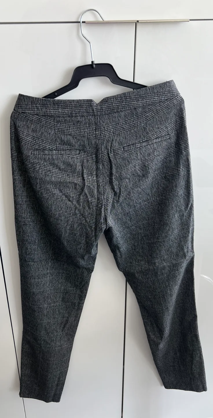 MANGO Casual Grey Plaid Pants image indicator(2)