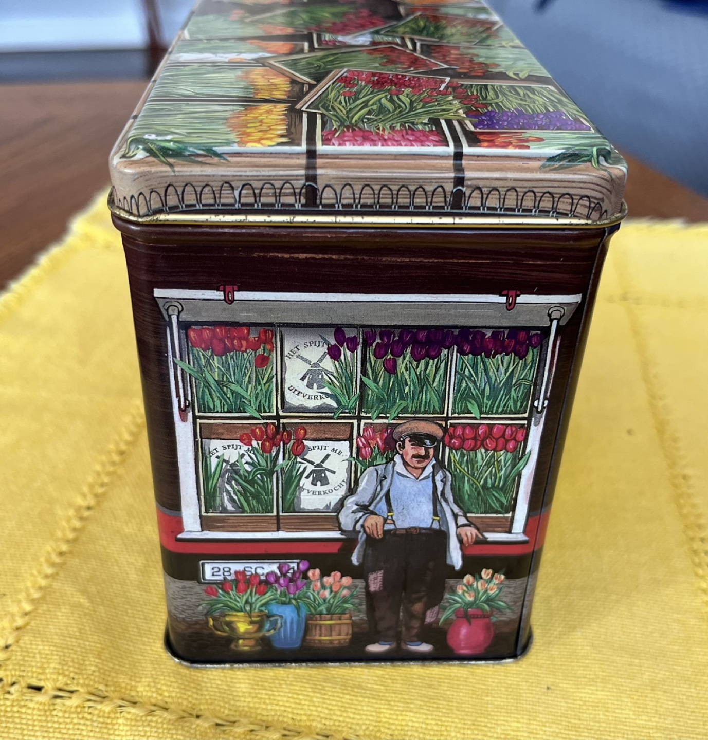 Vintage Dutch Tulip Truck Tin - photo 2