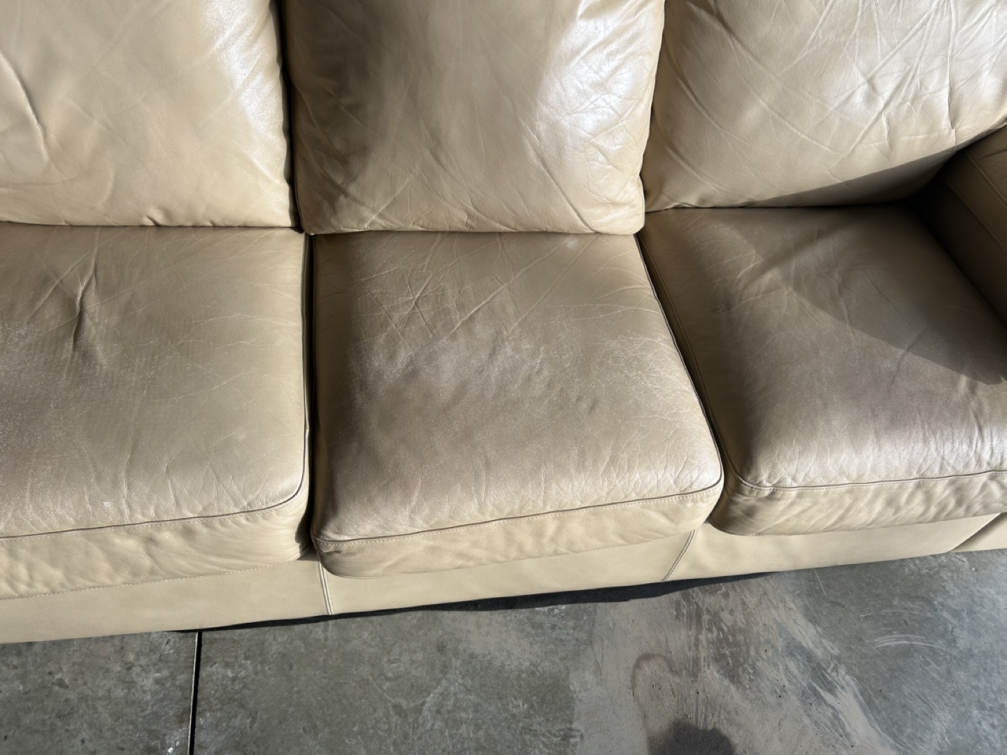 Lazyboy Camel Coloured Leather Sofa - photo 2