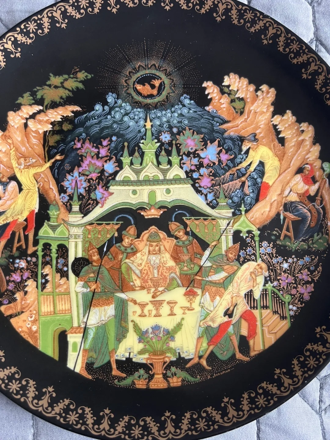 Gorgeous Collectible Decorative Numbered Plate image indicator(5)