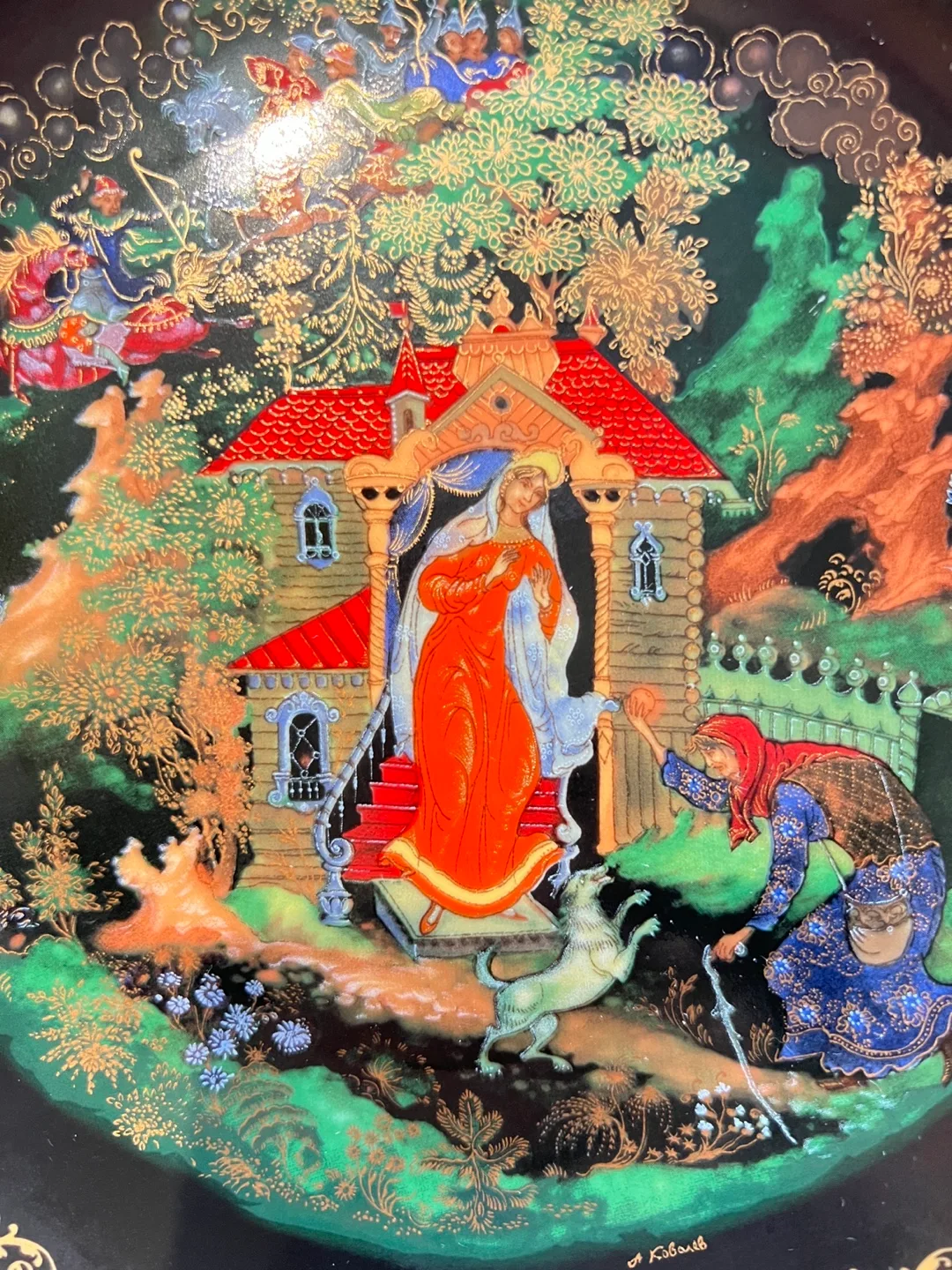 Gorgeous Fairy Tale Decorative Plate. Numbered image indicator(4)