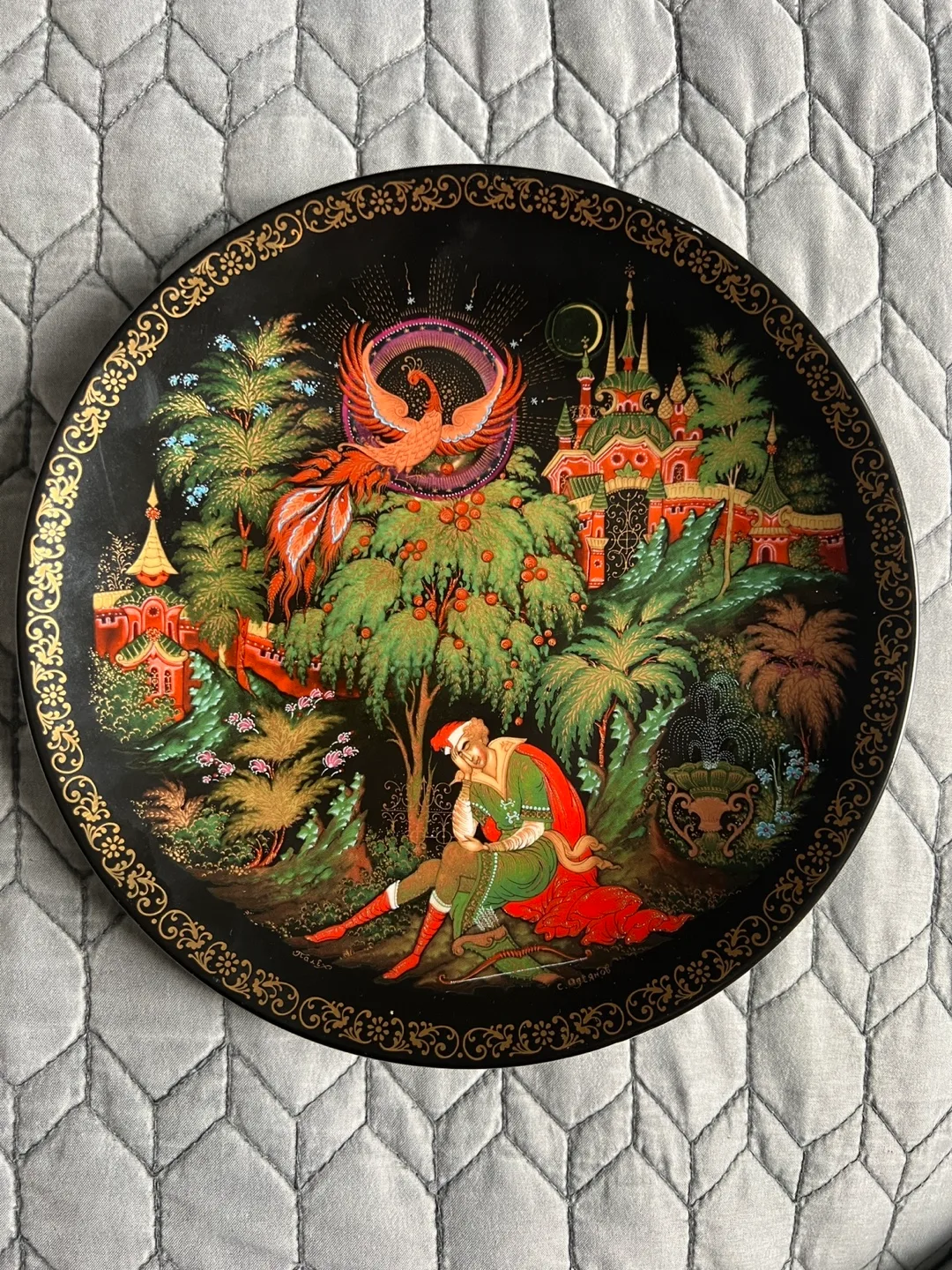 Gorgeous Collectible Decorative Numbered Plate image indicator(2)