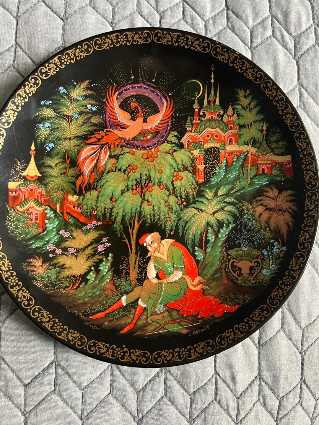 Gorgeous Collectible Decorative Numbered Plate image indicator(4)