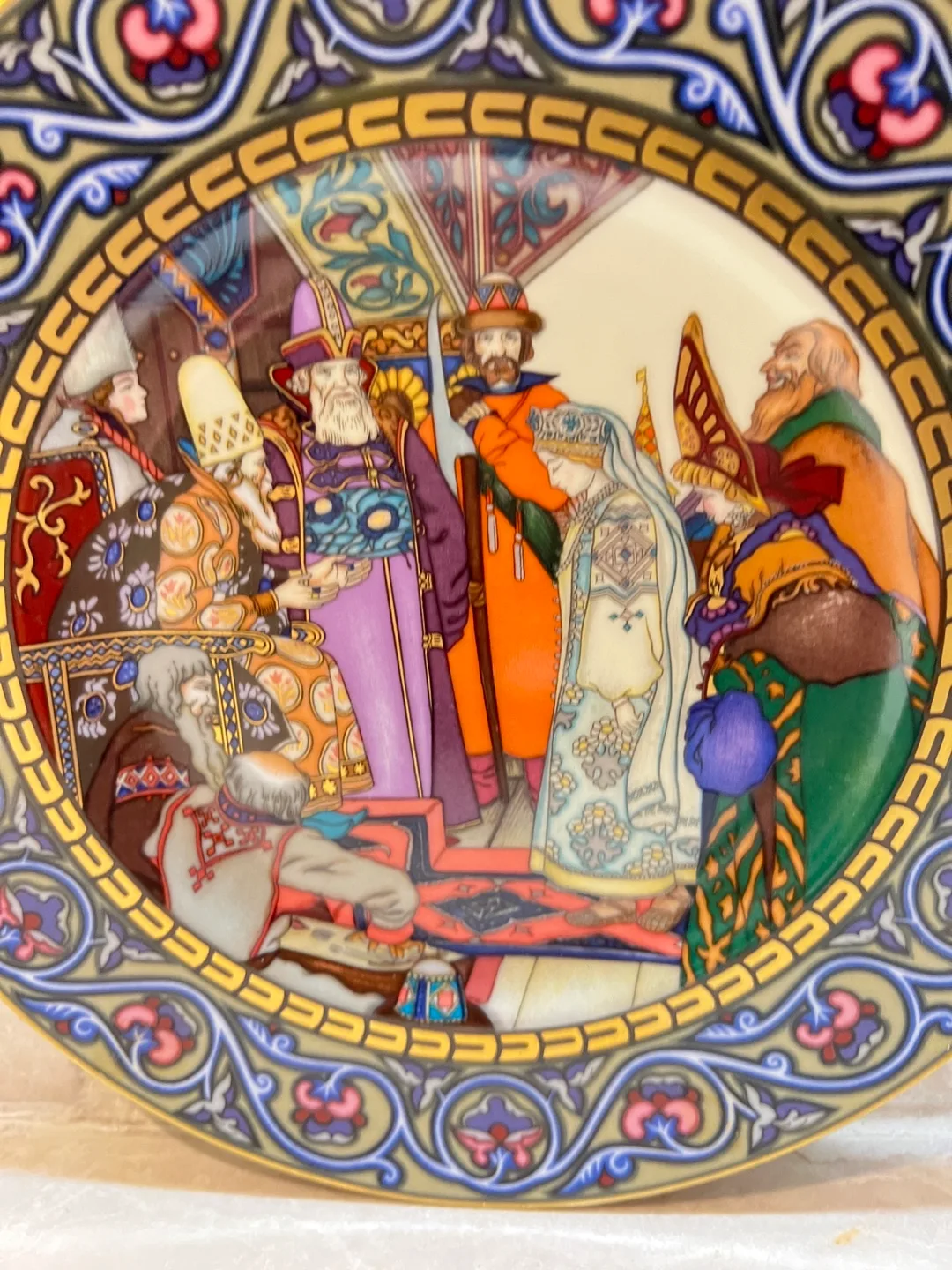 Exquisite Heinrich Villeroy & Boch The Snow Maiden Collectible image indicator(5)