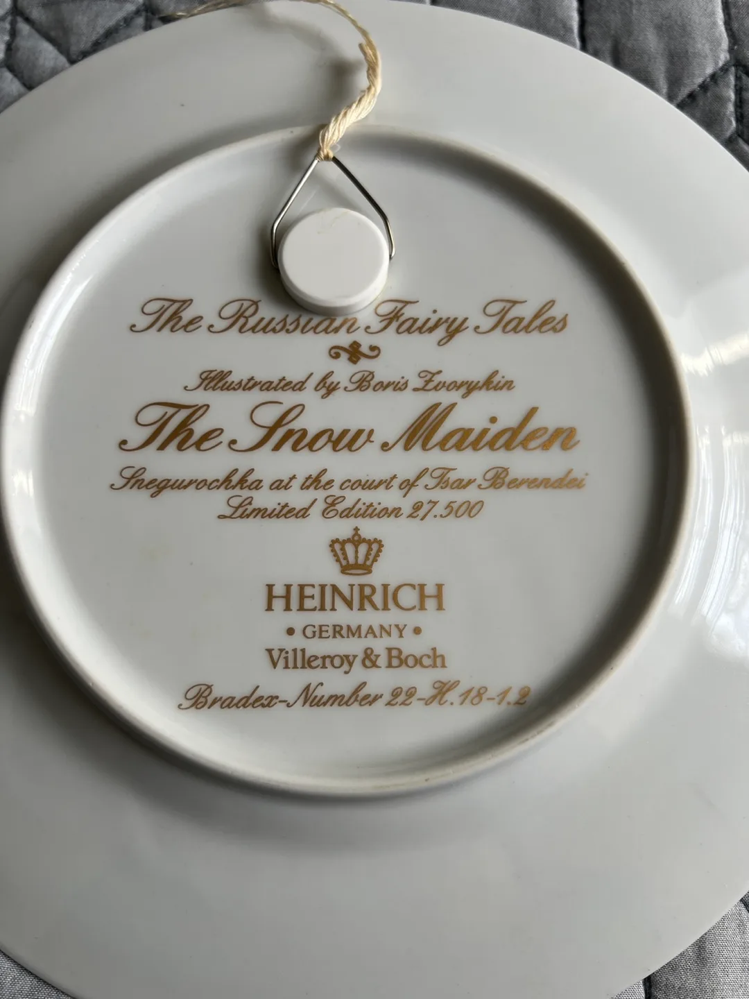 Exquisite Heinrich Villeroy & Boch The Snow Maiden Collectible image indicator(3)