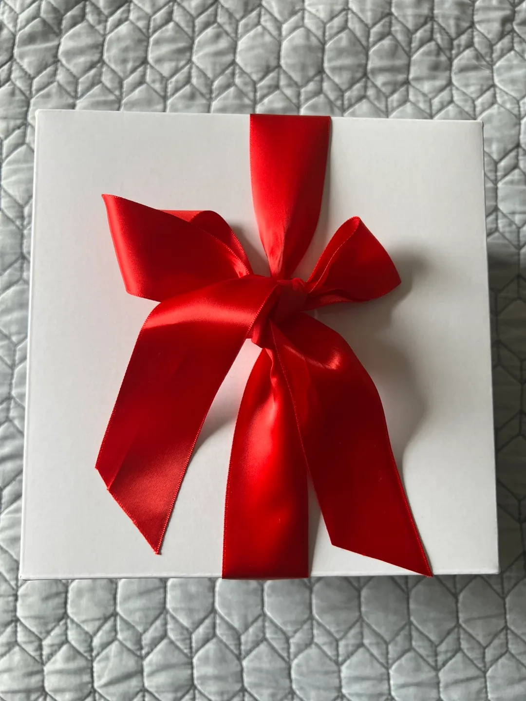 Gorgeous Collectible Decorative Numbered Plate image indicator(7)