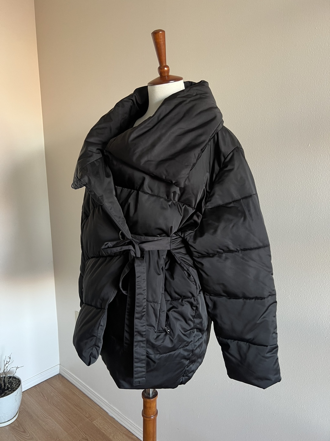 Avec Les Filles Black Puffer Jacket with Belt - photo 2