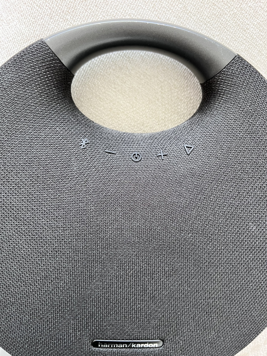 Harman Kardon Onyx Studio 6 Portable Bluetooth Speaker - photo 4