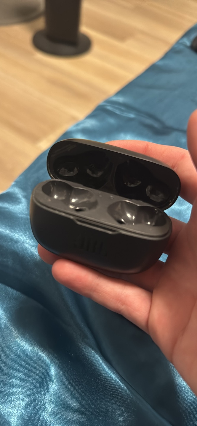 JBL Tune 225TWS True Wireless Earbuds - photo 3