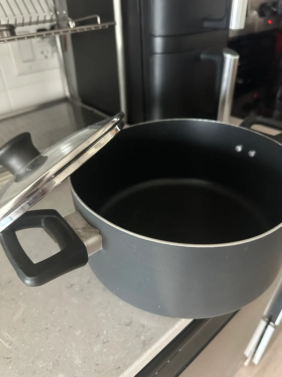 T-fal Cookware Set(9 pieces)- Pots and Pans with Lids image indicator(7)