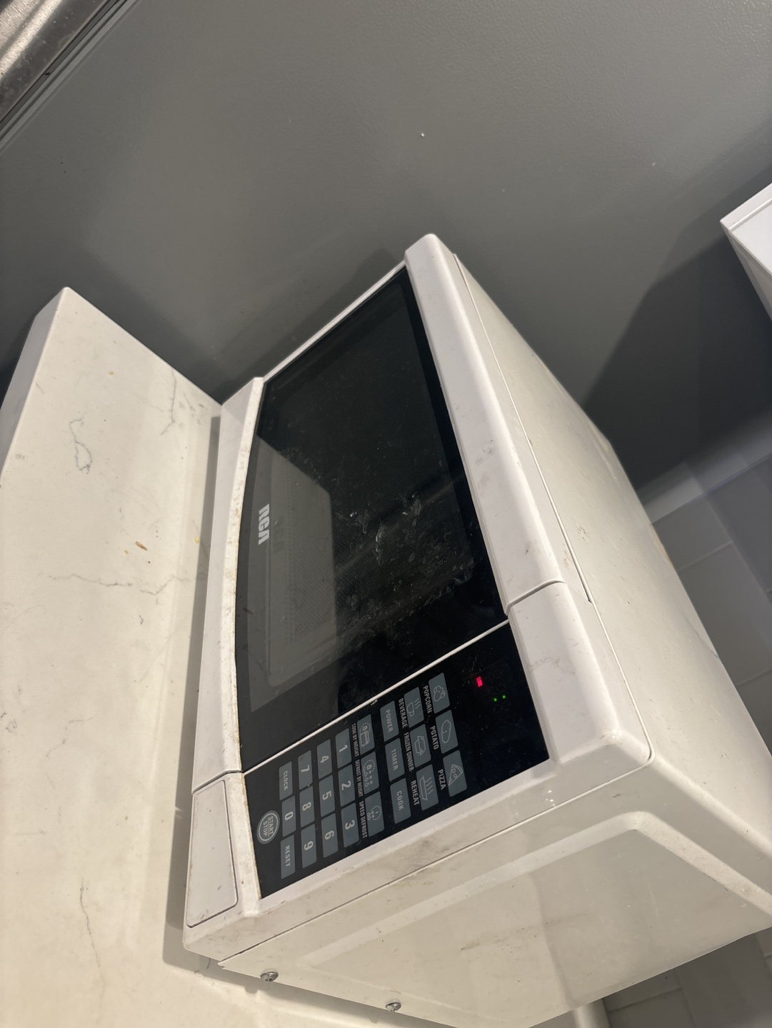 RCA Microwave - Used - photo 2