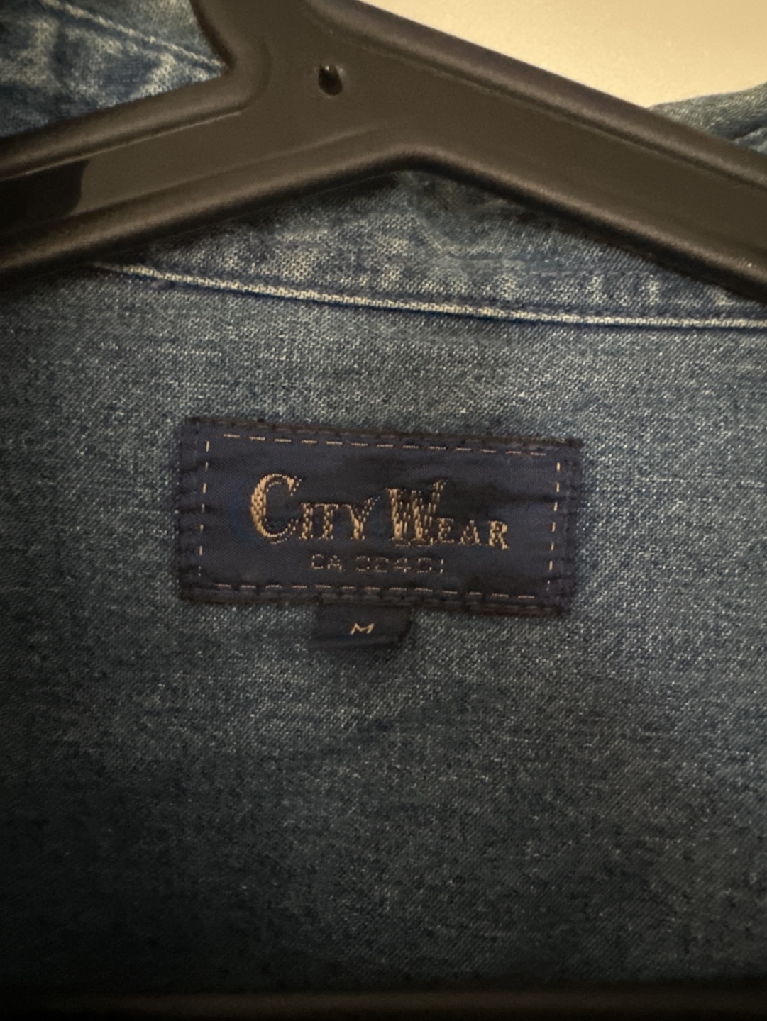 Cropped City Wear Denim Shirt - Size M - photo 2