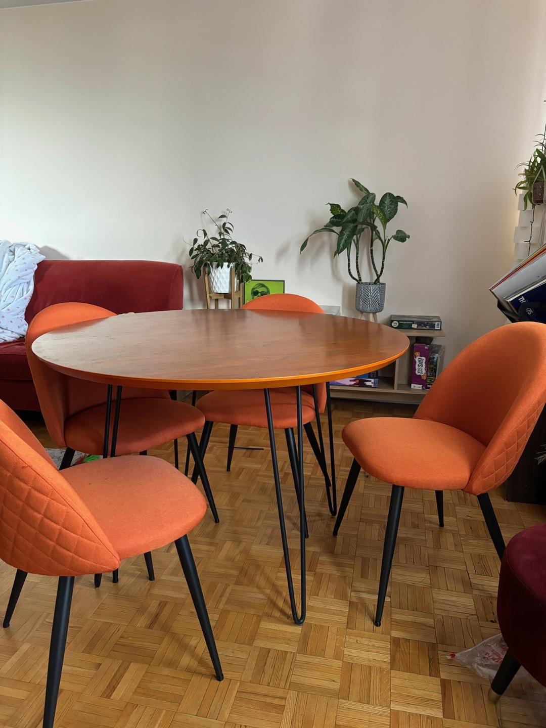 Mid-Century Modern Round Dining Table