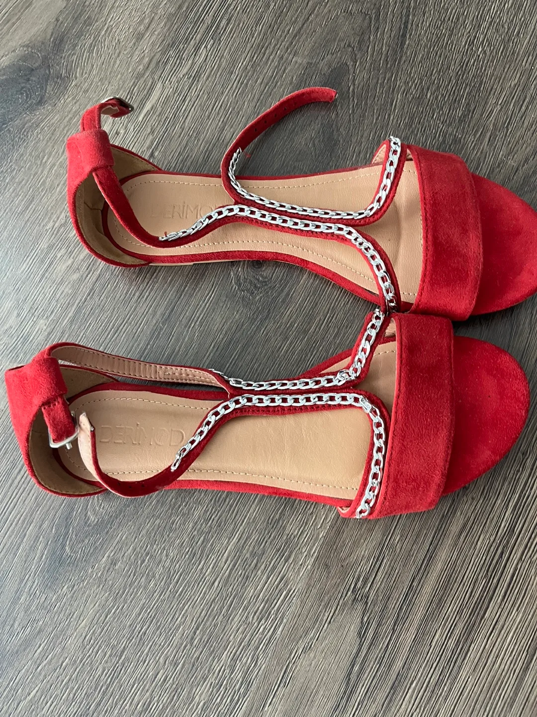 Red Suede Chain Detail Sandals image indicator(2)