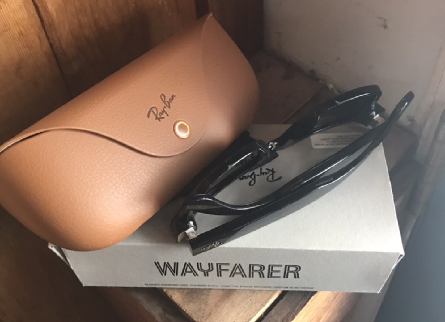 Ray-Ban Wayfarer Sunglasses - photo 4