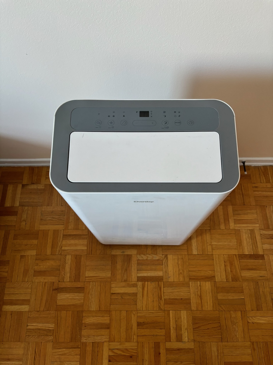Danby Portable Air Conditioner - photo 2