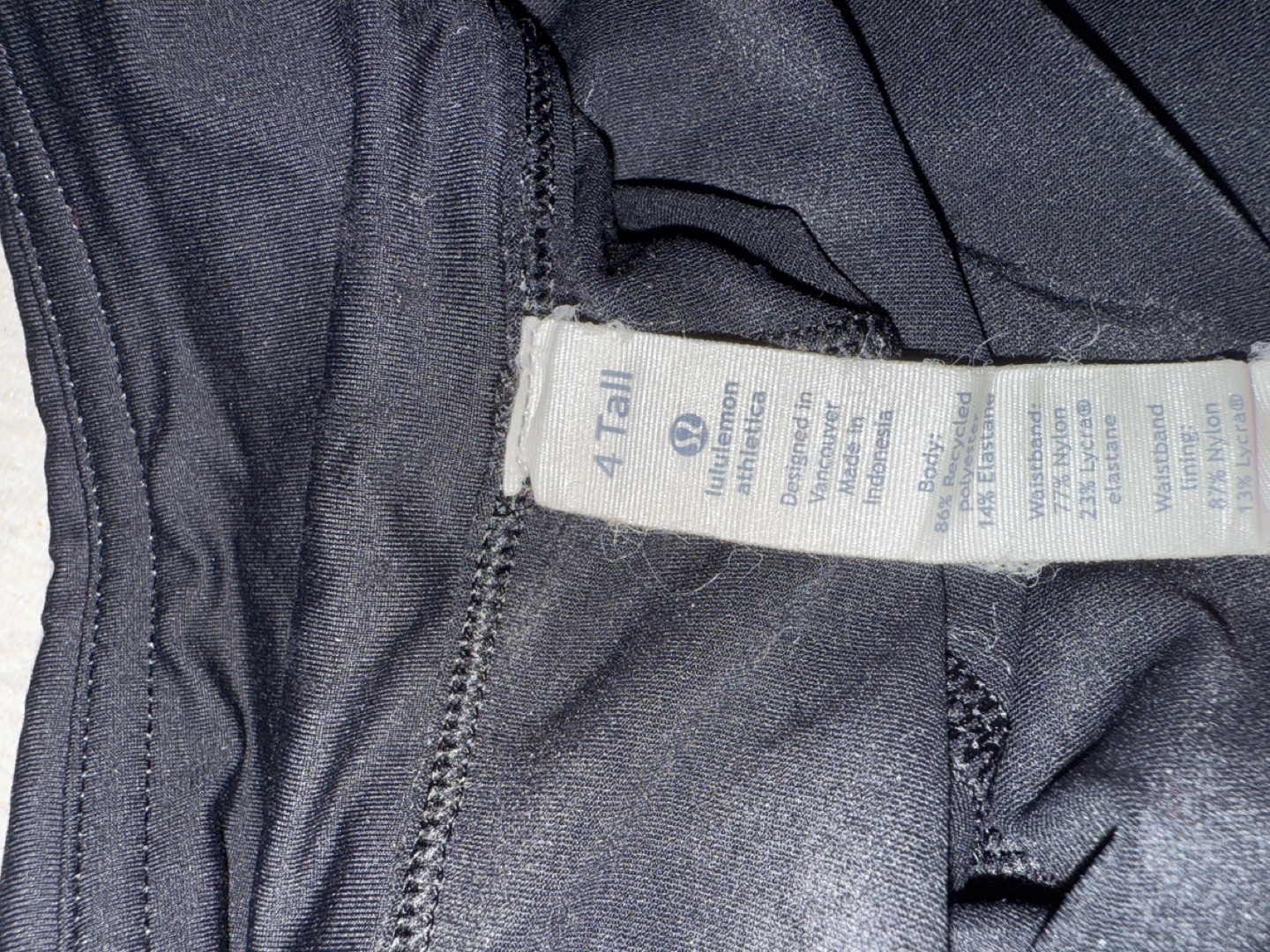 Lululemon Black Pleated Skirt - Size 4 Tall - photo 4