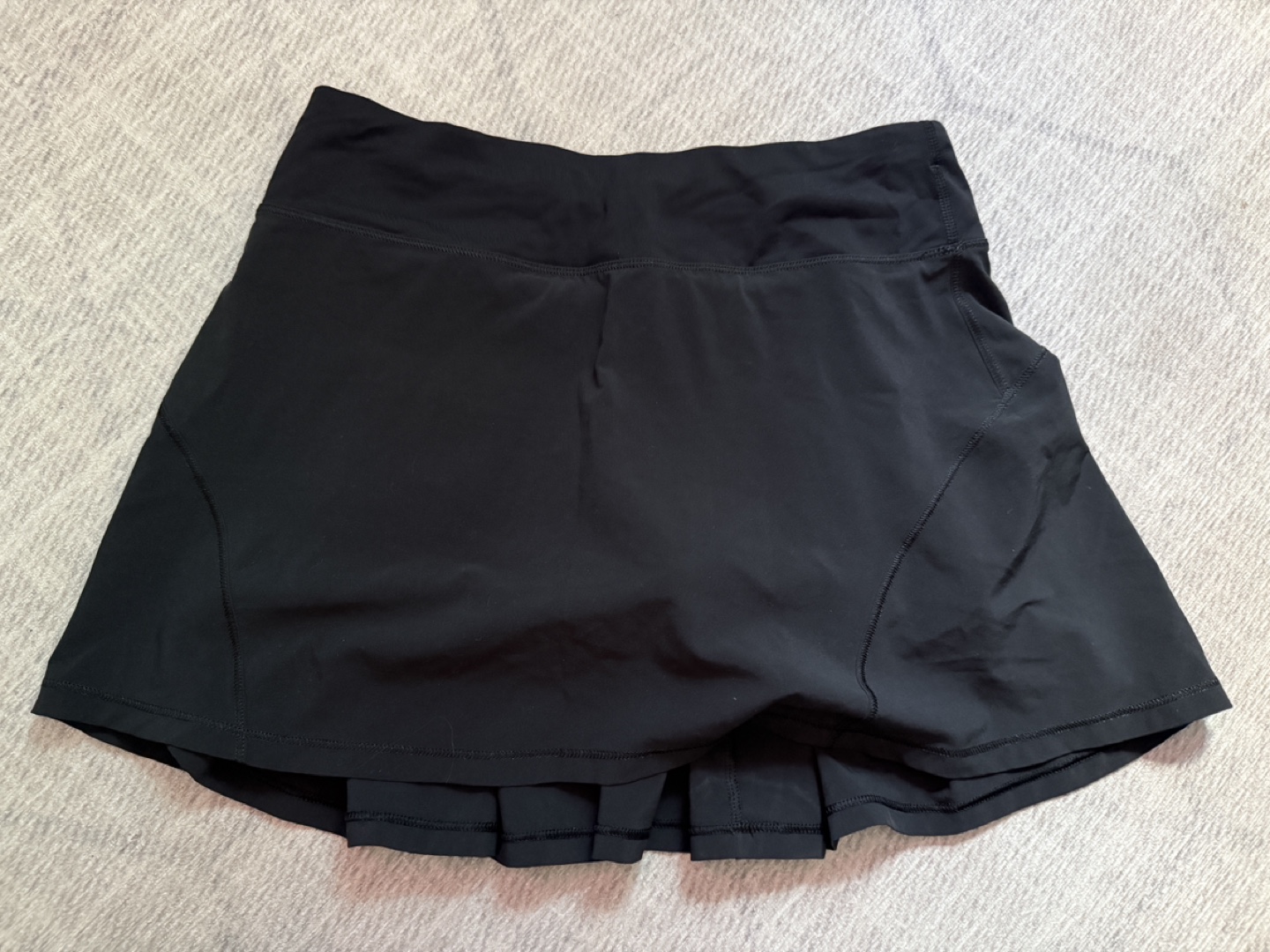 Lululemon Black Pleated Skirt - Size 4 Tall - photo 2