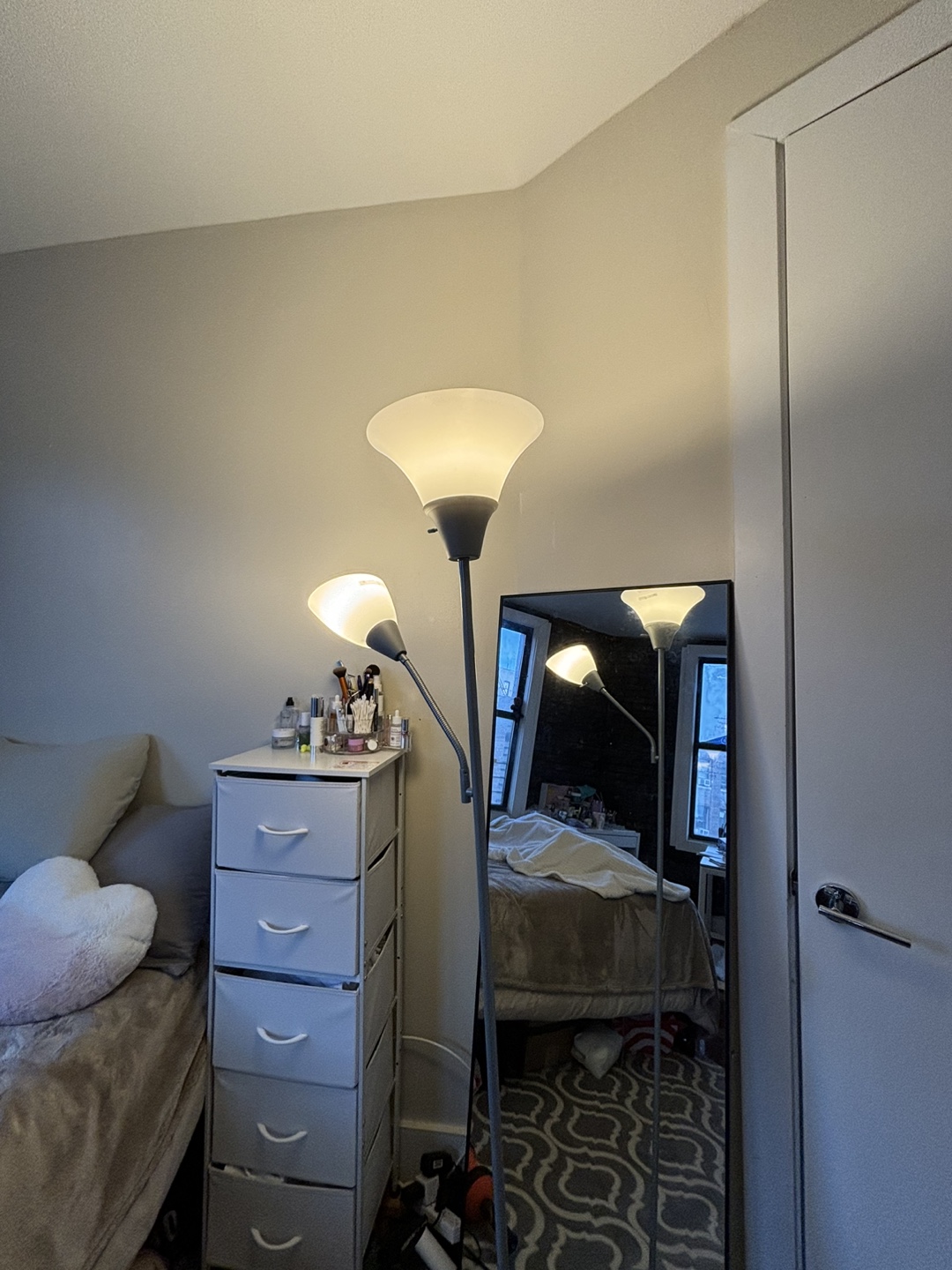 Floor Lamp - #moving must be gone asap - photo 2