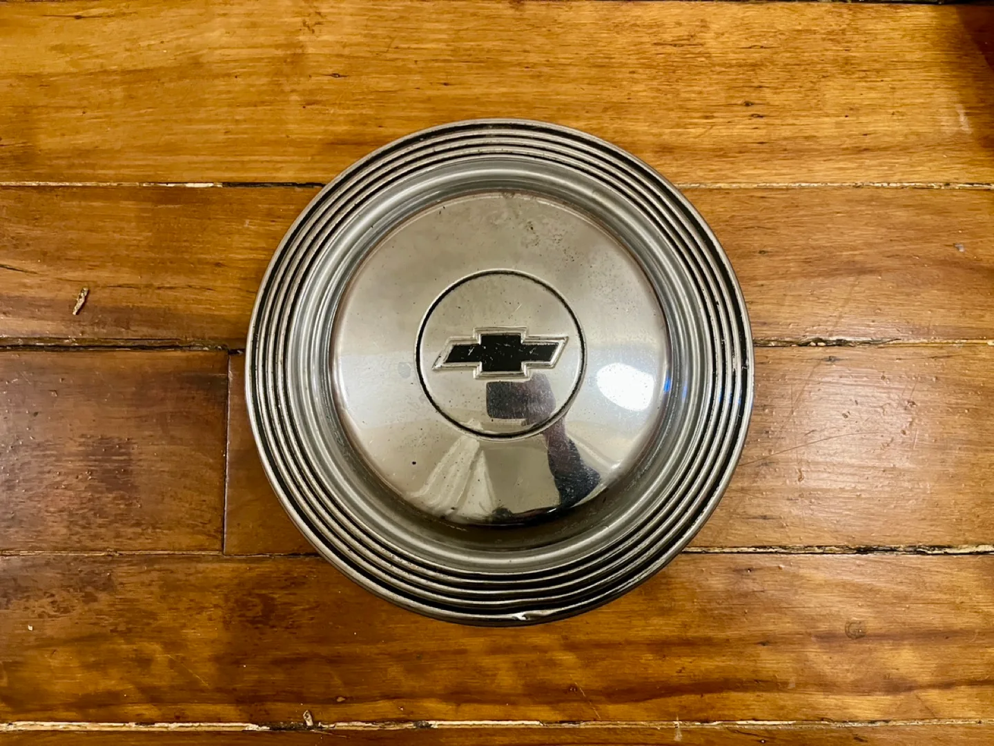 Chevy 10.5" Hubcaps 1965-66 Impala Biscayne Bel Air and others image indicator(3)