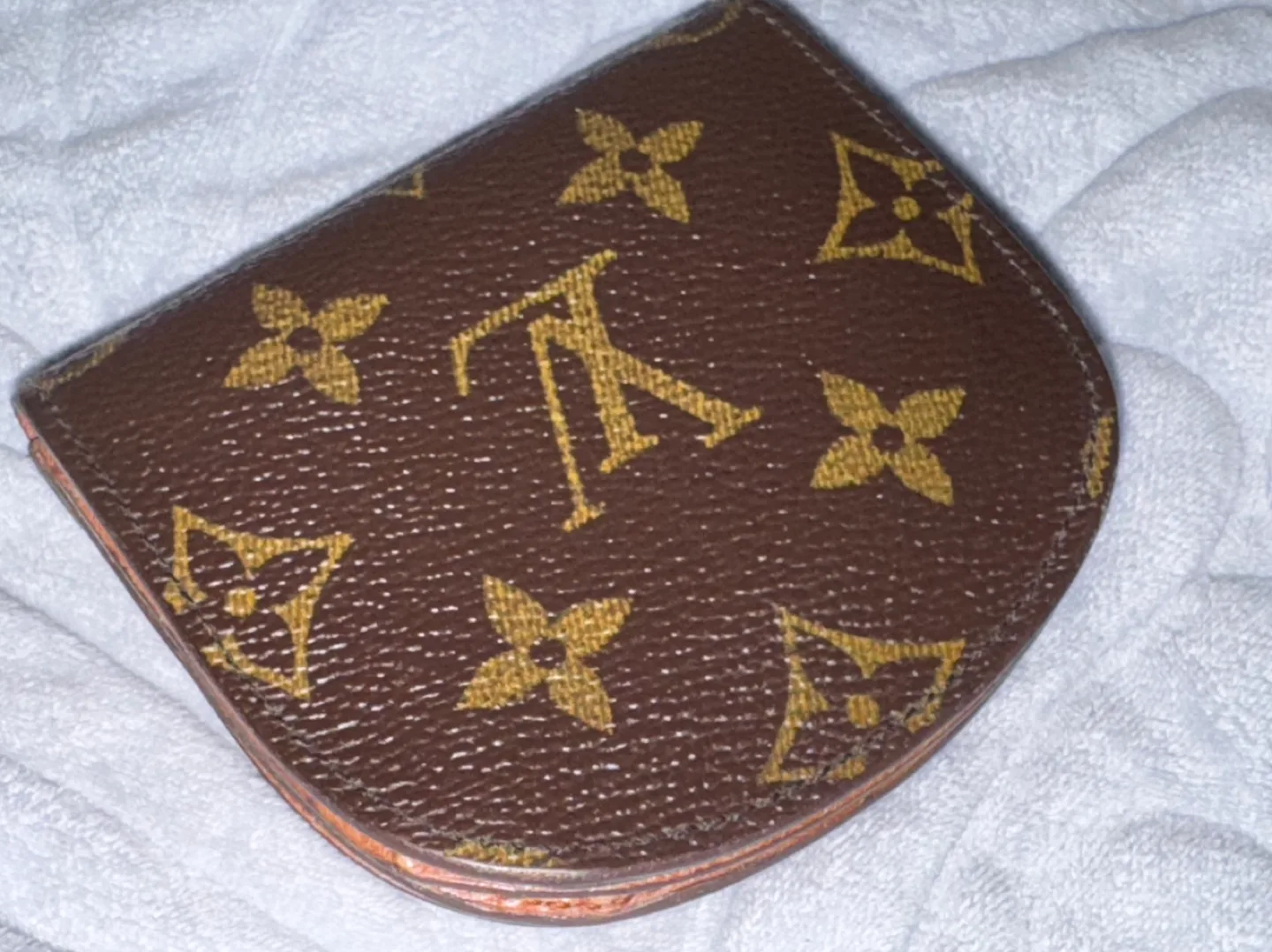 Louis Vuitton Monogram Canvas Coin Purse image indicator(2)