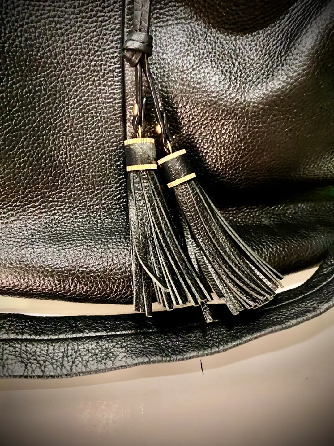 Talbots Black Leather Shoulder Bag image indicator(4)