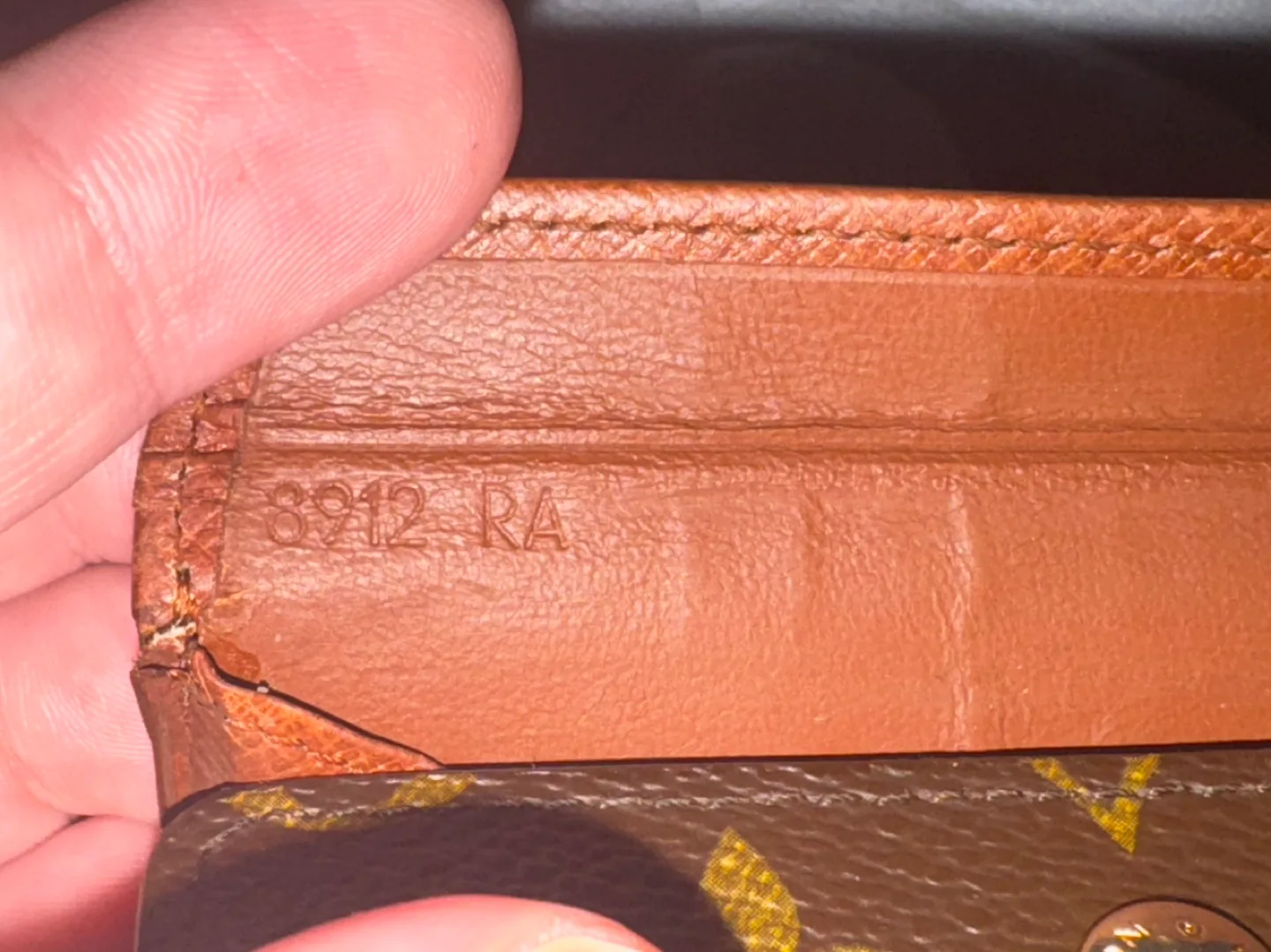 Authentic Louis Vuitton Card Holder image indicator(6)