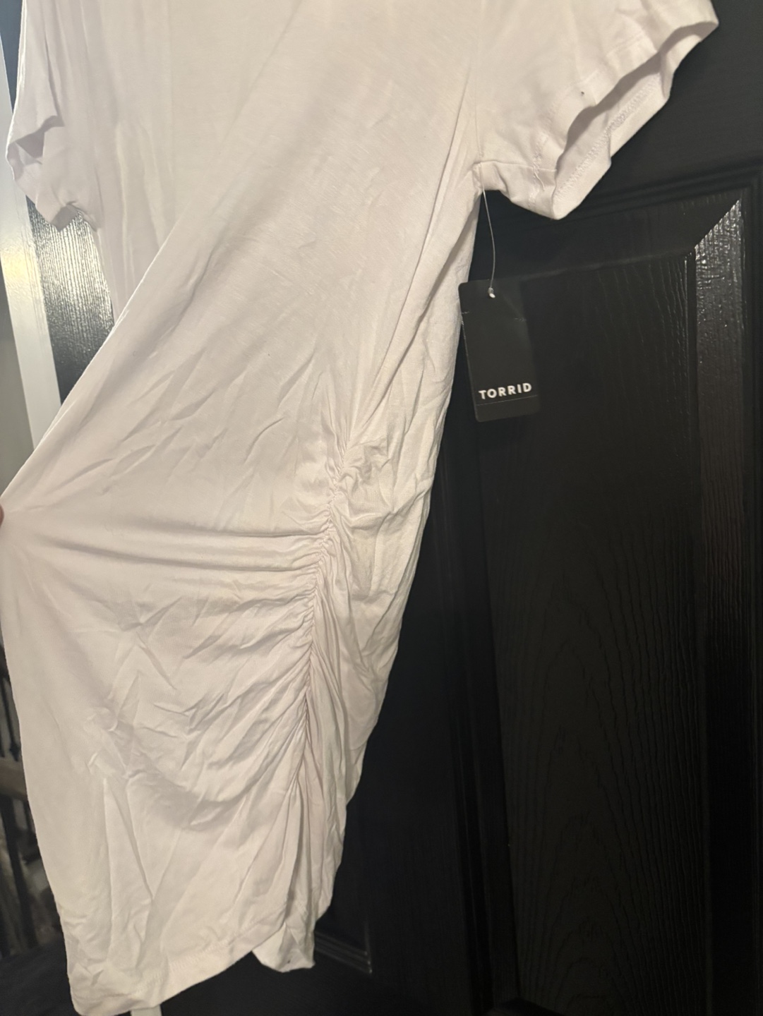 Torrid White  T-Shirt, gathered sides - tags on - photo 2