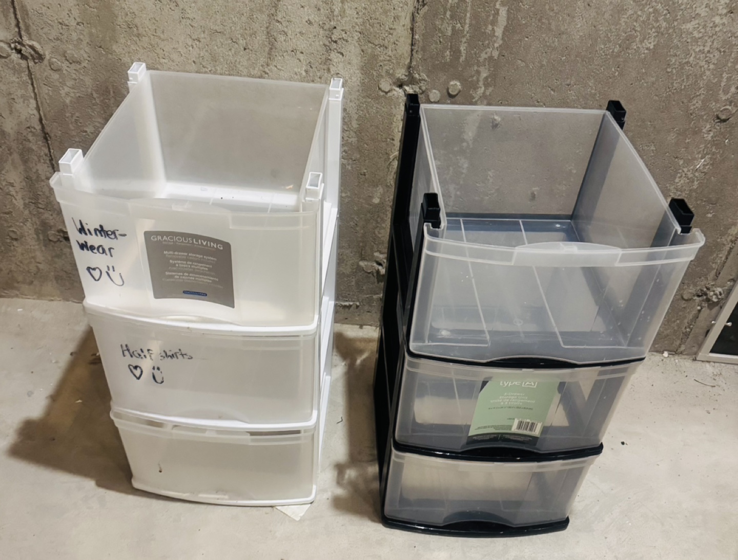 Plastic drawers