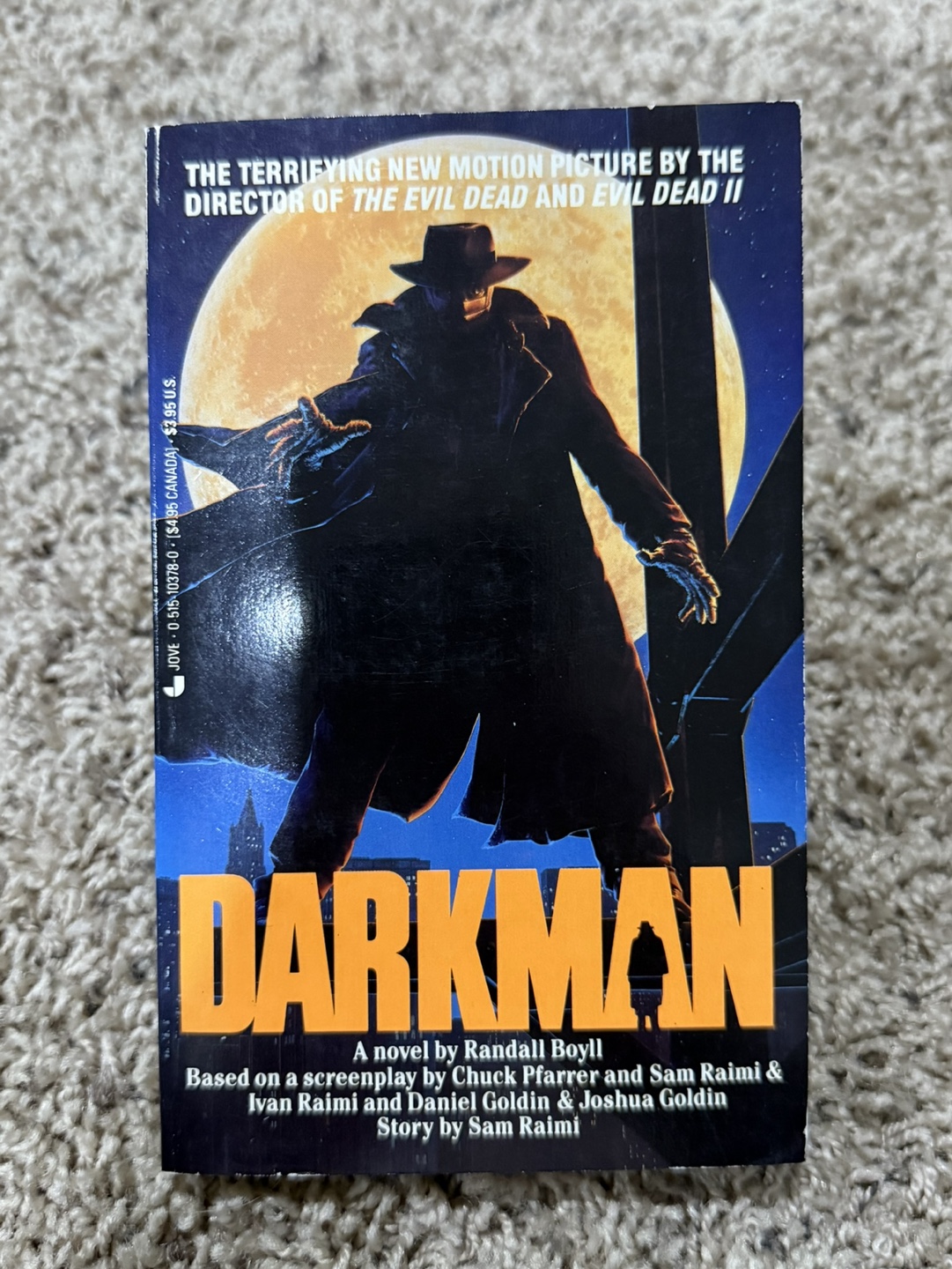 Darkman Novel & DVD - photo 2