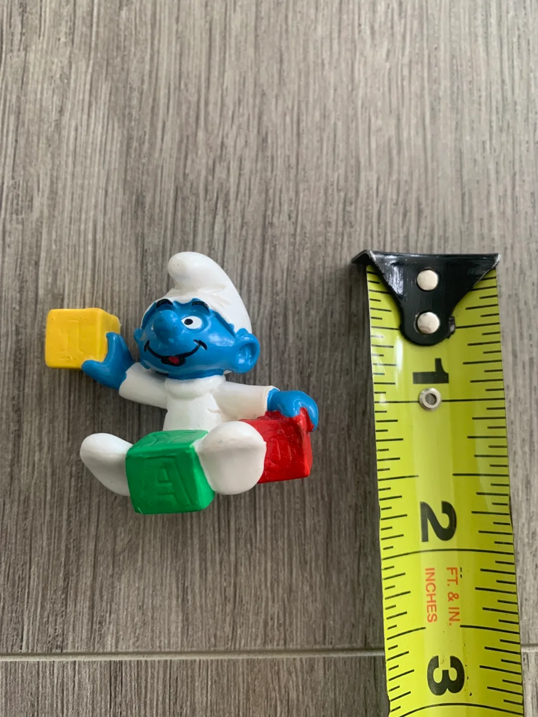 Vintage Baby Smurf Figurine with Blocks image indicator(3)
