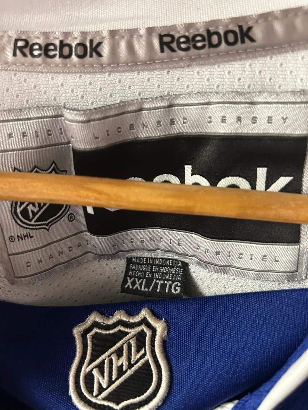 Toronto Maple Leafs Reebok 2014 Winter Classic Jersey - Size XXL image indicator(5)