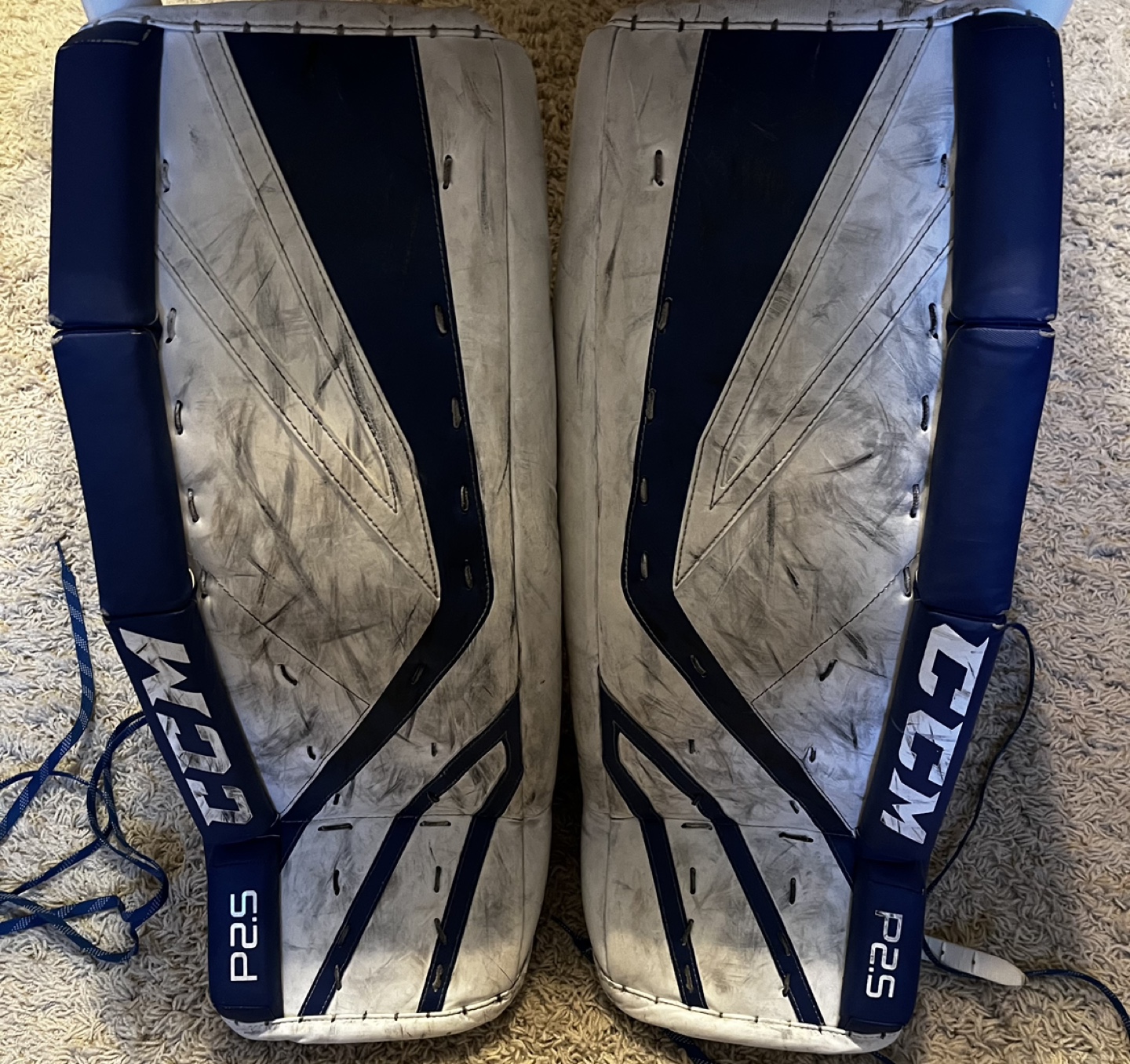 CCM P25 Goalie Leg Pads - Size 28+1