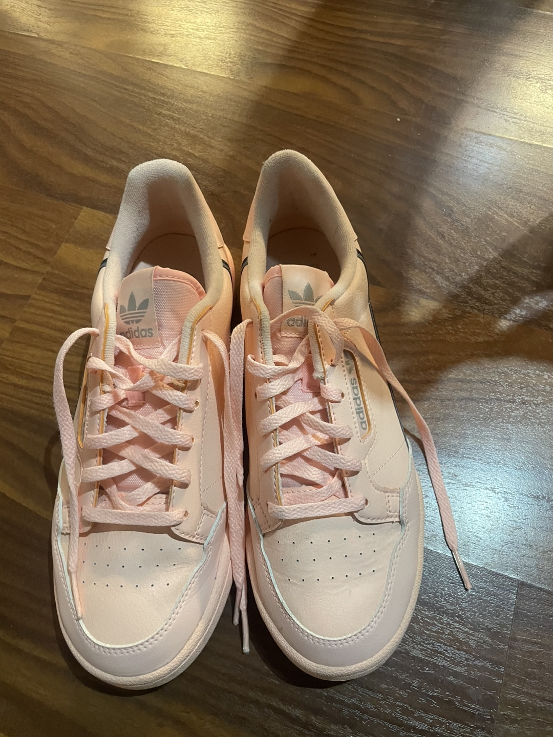 Adidas Sneakers - Women's Size 6