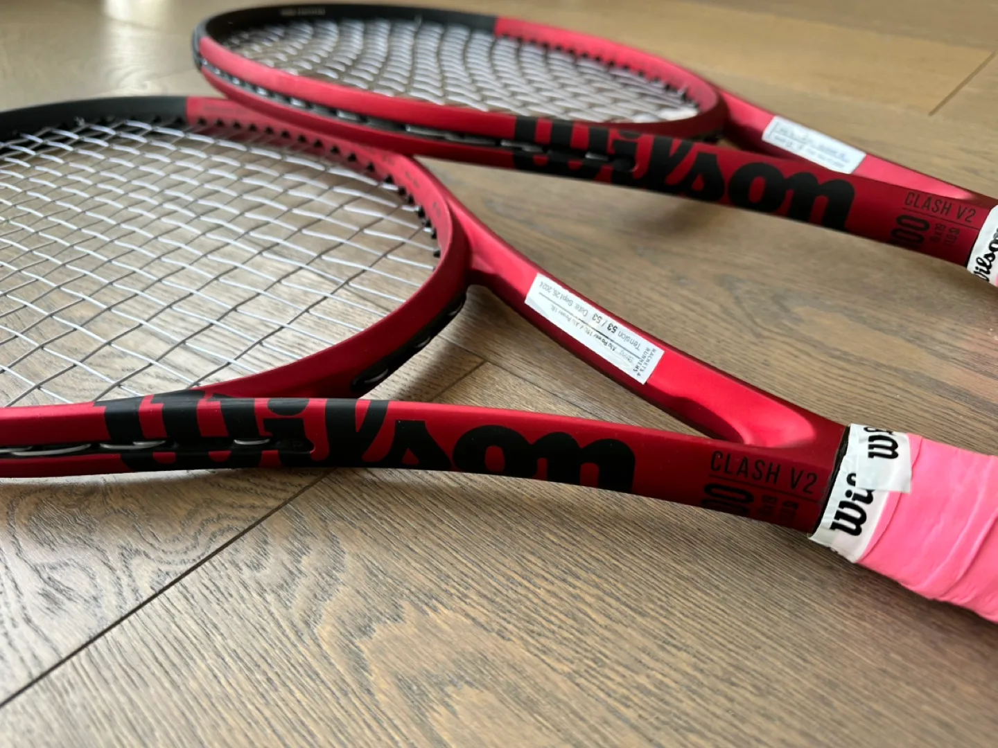 Pair of Wilson Clash V2 Tennis Racquets image indicator(2)