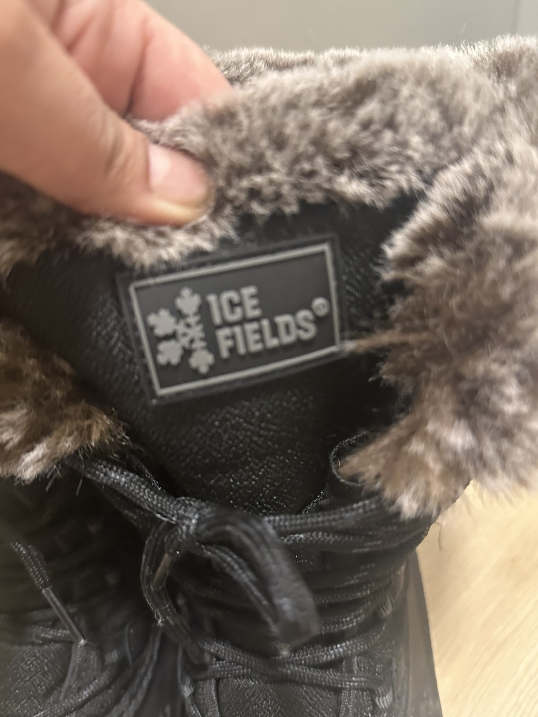 Ice Fields Women's Black Winter Boots Size 8 - photo 3