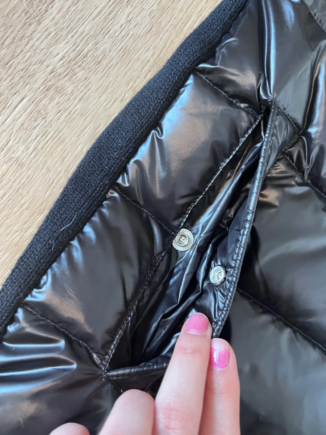 Moncler Enfant Black Puffer Jacket image indicator(2)