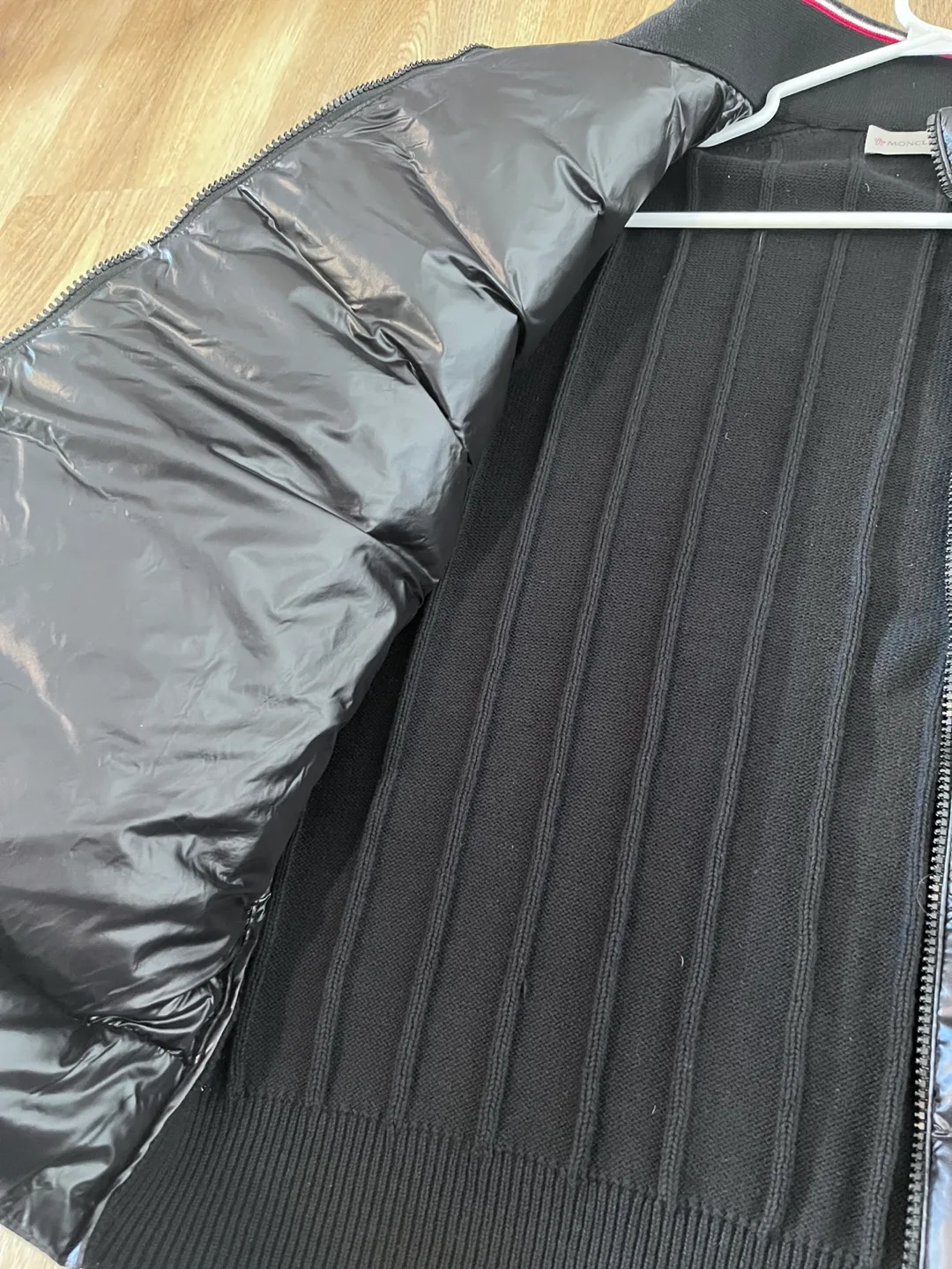 Moncler Enfant Black Puffer Jacket image indicator(3)