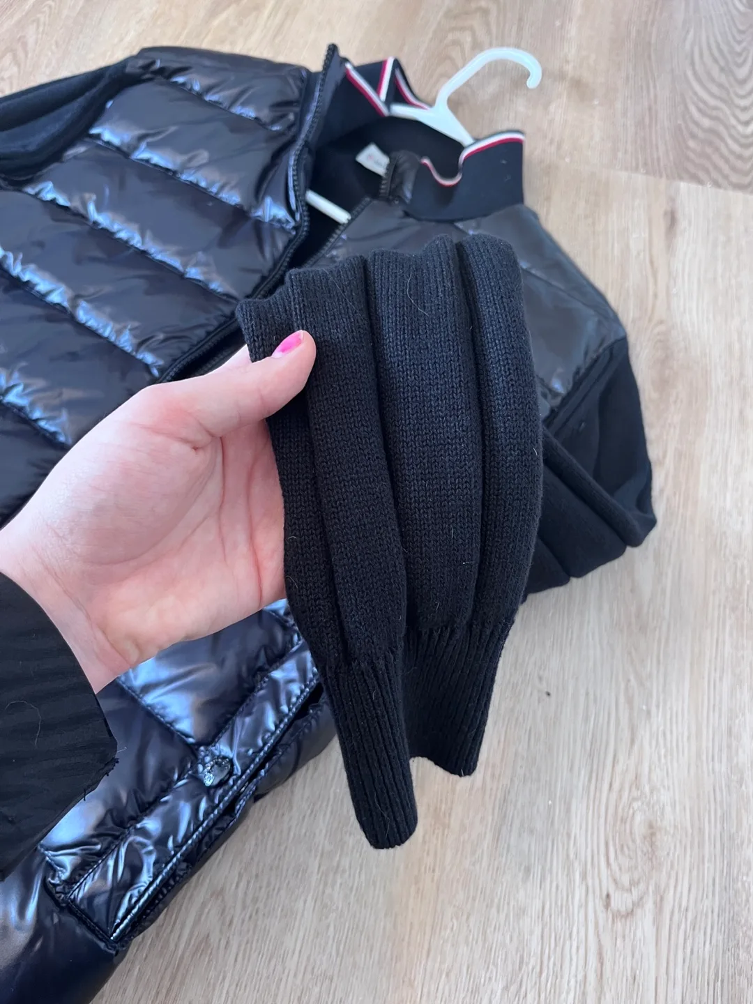 Moncler Enfant Black Puffer Jacket image indicator(4)