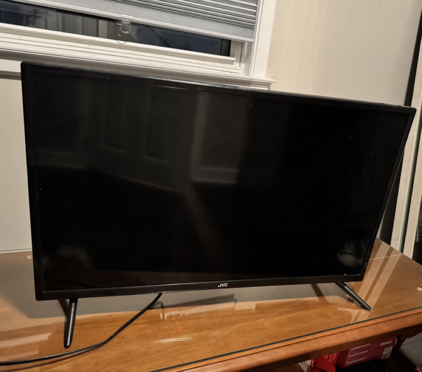 JVC Smart TV, 32 inches