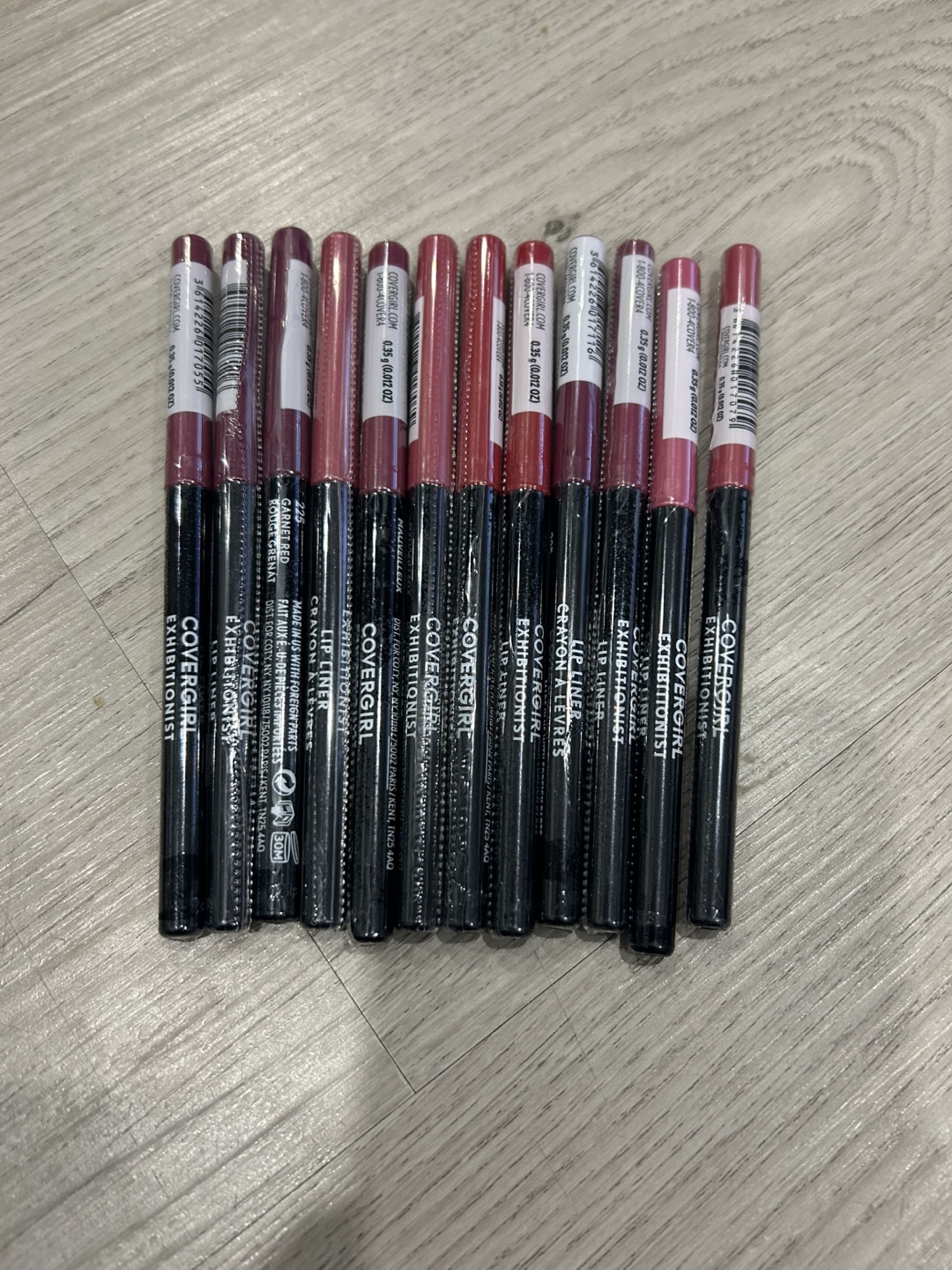 Covergirl Exhibitionist Lip Liner Set
