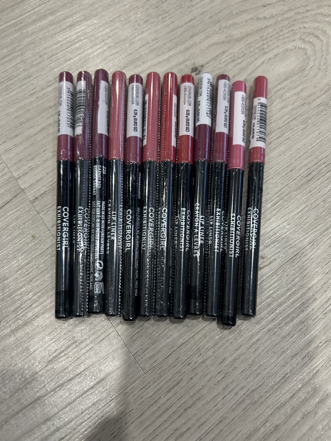 Covergirl Exhibitionist Lip Liner Set - photo 2