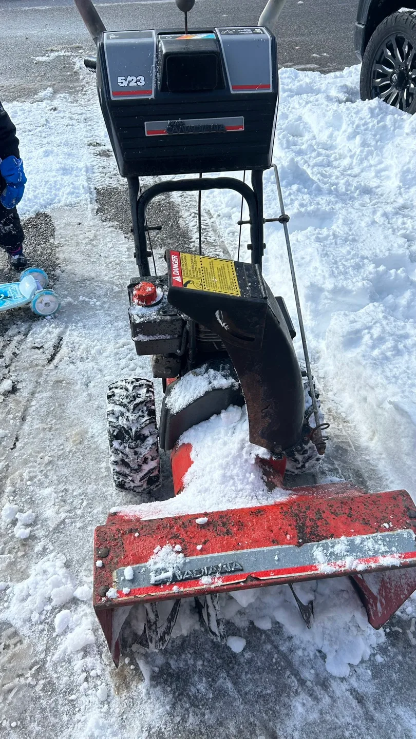 Noma Gas Snowblower image indicator(2)