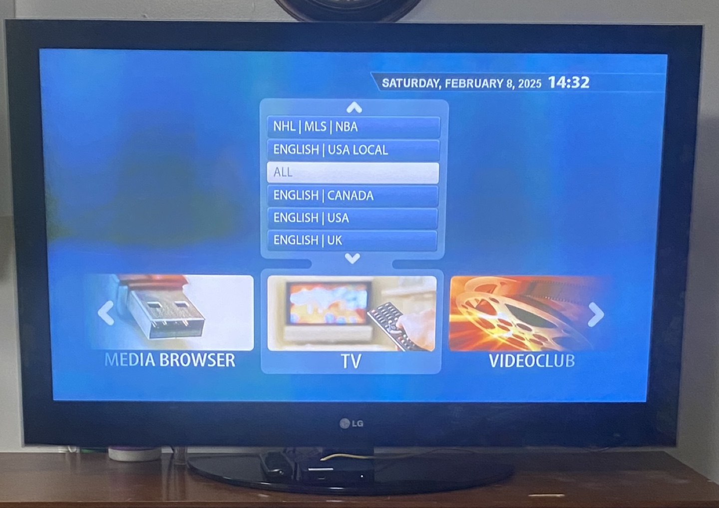 MAG 254 IPTV Box with LG 50PQ60 Plasma TV and Remotes - photo 2