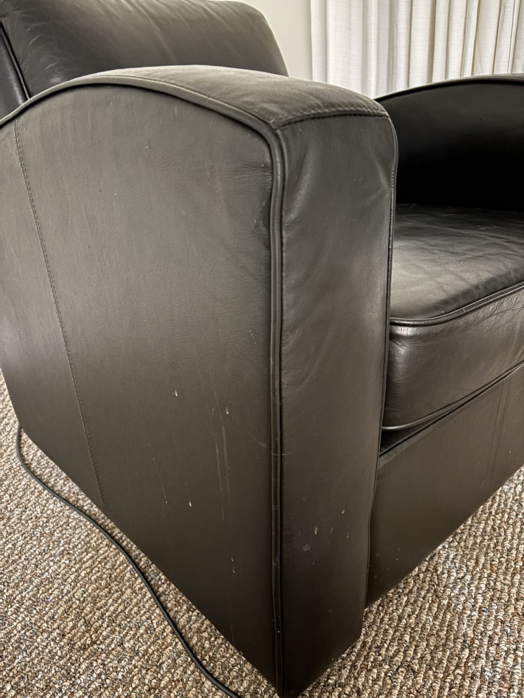 Black Leather Armchair - photo 3