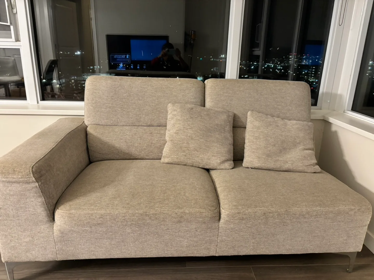 Two-seater Sofa with Metal Legs image indicator(4)